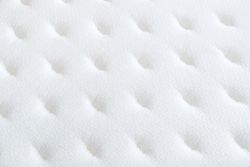 Colchón de muelles ensacados Lotus marca Sonpura